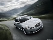 jaguar-xf-2010-800x600-wallpaper-01.jpg